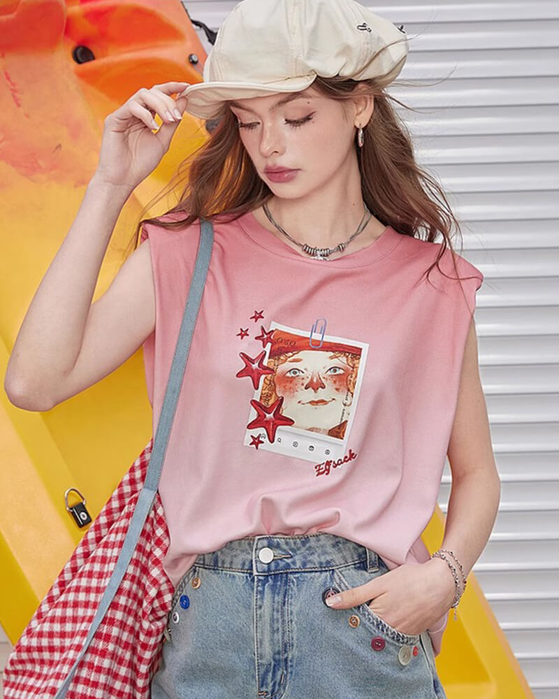 Sleeveless oversized T-shirt