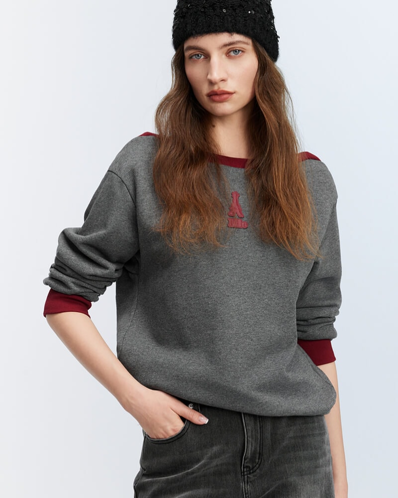 Color clashing round neck pullover sweater